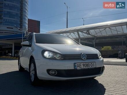 Белый Фольксваген Гольф, объемом двигателя 1.39 л и пробегом 162 тыс. км за 9000 $, фото 1 на Automoto.ua