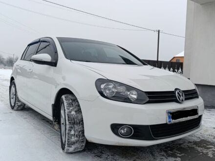 Белый Фольксваген Гольф, объемом двигателя 2 л и пробегом 284 тыс. км за 10299 $, фото 1 на Automoto.ua