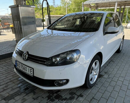 Белый Фольксваген Гольф, объемом двигателя 1.39 л и пробегом 230 тыс. км за 8200 $, фото 1 на Automoto.ua