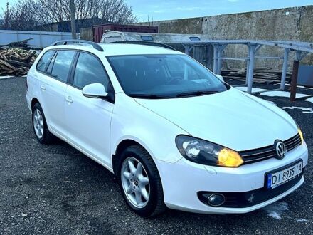 Белый Фольксваген Гольф, объемом двигателя 1.4 л и пробегом 265 тыс. км за 7900 $, фото 1 на Automoto.ua