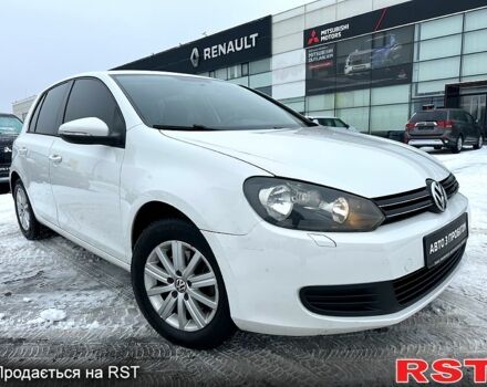 Білий Фольксваген Гольф, об'ємом двигуна 1.4 л та пробігом 16200 тис. км за 7764 $, фото 1 на Automoto.ua