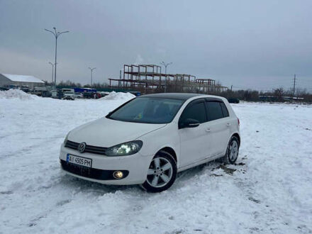 Білий Фольксваген Гольф, об'ємом двигуна 1.39 л та пробігом 293 тис. км за 7999 $, фото 1 на Automoto.ua