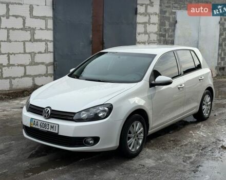 Білий Фольксваген Гольф, об'ємом двигуна 1.6 л та пробігом 280 тис. км за 8200 $, фото 1 на Automoto.ua