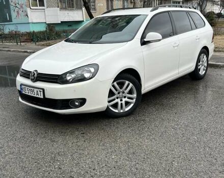 Белый Фольксваген Гольф, объемом двигателя 1.39 л и пробегом 211 тыс. км за 8000 $, фото 1 на Automoto.ua