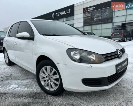 Білий Фольксваген Гольф, об'ємом двигуна 1.39 л та пробігом 162 тис. км за 7900 $, фото 1 на Automoto.ua