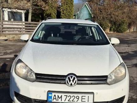 Білий Фольксваген Гольф, об'ємом двигуна 1.6 л та пробігом 297 тис. км за 7200 $, фото 1 на Automoto.ua