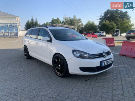 Фольксваген Гольф 2012 в Черновцах на Automoto.ua Белый Фольксваген Гольф, объемом двигателя 1.6 л и пробегом 215 тыс. км за 6700 $, фото 1 на Automoto.ua