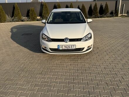 Фольксваген Гольф 2013 в Новоселица на Automoto.ua Белый Фольксваген Гольф, объемом двигателя 2 л и пробегом 215 тыс. км за 12200 $, фото 1 на Automoto.ua