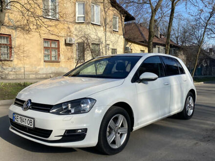 Фольксваген Гольф 2013 у Дніпро (Дніпропетровську) на Automoto.ua Білий Фольксваген Гольф, об'ємом двигуна 1.4 л та пробігом 157 тис. км за 12300 $, фото 1 на Automoto.ua