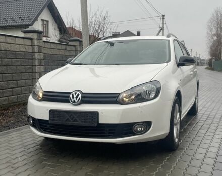 Белый Фольксваген Гольф, объемом двигателя 1.6 л и пробегом 177 тыс. км за 9900 $, фото 1 на Automoto.ua