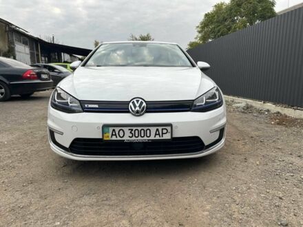 Белый Фольксваген Гольф, объемом двигателя 0 л и пробегом 205 тыс. км за 7500 $, фото 1 на Automoto.ua