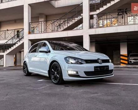 Белый Фольксваген Гольф, объемом двигателя 1.8 л и пробегом 183 тыс. км за 11000 $, фото 1 на Automoto.ua