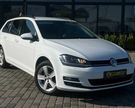 Белый Фольксваген Гольф, объемом двигателя 1.6 л и пробегом 268 тыс. км за 11000 $, фото 1 на Automoto.ua