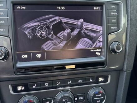 Белый Фольксваген Гольф, объемом двигателя 0 л и пробегом 167 тыс. км за 9500 $, фото 1 на Automoto.ua