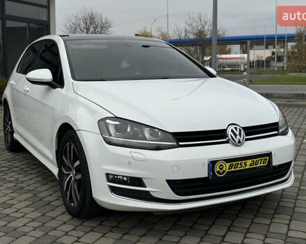 Белый Фольксваген Гольф, объемом двигателя 1.8 л и пробегом 230 тыс. км за 11700 $, фото 1 на Automoto.ua