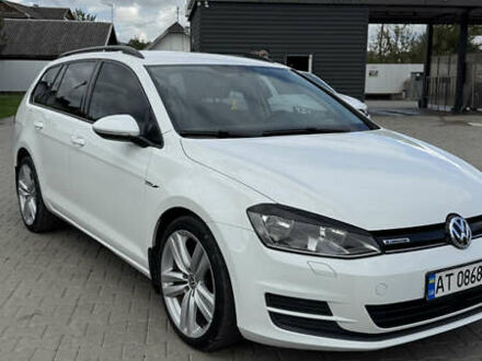 Белый Фольксваген Гольф, объемом двигателя 1.4 л и пробегом 218 тыс. км за 11300 $, фото 1 на Automoto.ua