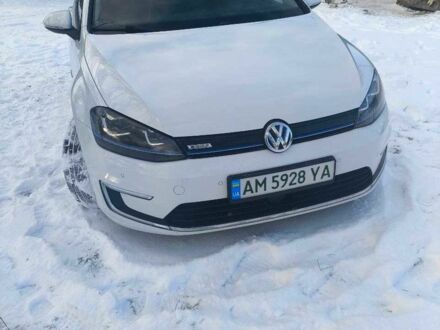 Белый Фольксваген Гольф, объемом двигателя 0 л и пробегом 255 тыс. км за 8100 $, фото 1 на Automoto.ua