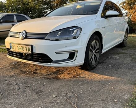 Белый Фольксваген Гольф, объемом двигателя 0 л и пробегом 167 тыс. км за 9500 $, фото 1 на Automoto.ua