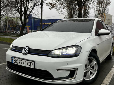 Белый Фольксваген Гольф, объемом двигателя 0 л и пробегом 186 тыс. км за 8100 $, фото 1 на Automoto.ua