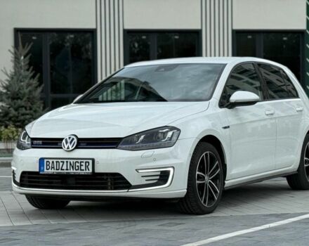 Белый Фольксваген Гольф, объемом двигателя 1.4 л и пробегом 205 тыс. км за 13764 $, фото 1 на Automoto.ua