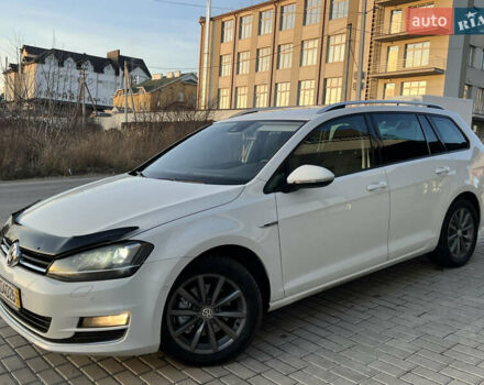Белый Фольксваген Гольф, объемом двигателя 1.6 л и пробегом 240 тыс. км за 11600 $, фото 1 на Automoto.ua