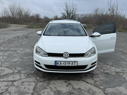 Белый Фольксваген Гольф, объемом двигателя 1.97 л и пробегом 184 тыс. км за 11500 $, фото 1 на Automoto.ua