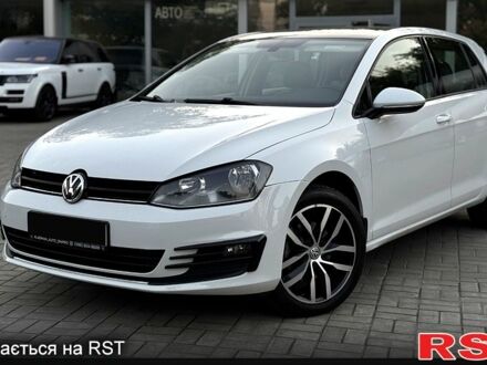 Белый Фольксваген Гольф, объемом двигателя 1.8 л и пробегом 142 тыс. км за 13500 $, фото 1 на Automoto.ua