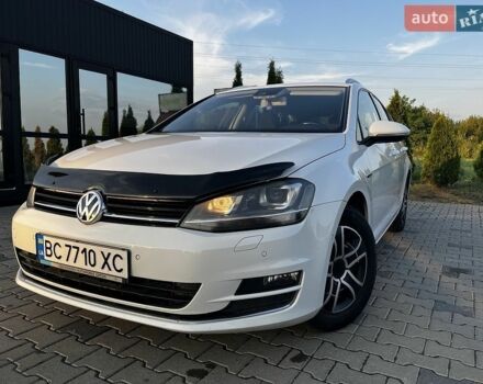 Белый Фольксваген Гольф, объемом двигателя 1.6 л и пробегом 250 тыс. км за 11016 $, фото 1 на Automoto.ua