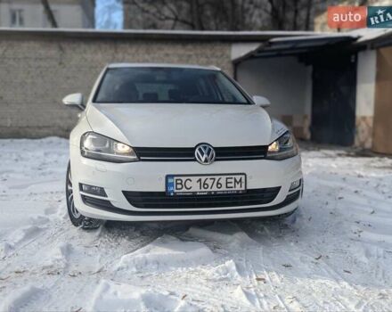Білий Фольксваген Гольф, об'ємом двигуна 1.4 л та пробігом 34 тис. км за 16500 $, фото 1 на Automoto.ua