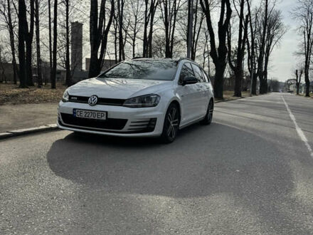 Фольксваген Гольф 2015 в Черновцах на Automoto.ua Белый Фольксваген Гольф, объемом двигателя 2 л и пробегом 248 тыс. км за 14500 $, фото 1 на Automoto.ua