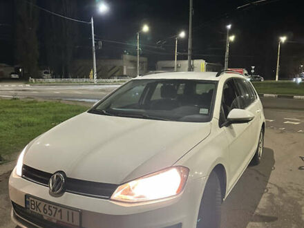 Белый Фольксваген Гольф, объемом двигателя 1.97 л и пробегом 240 тыс. км за 10300 $, фото 1 на Automoto.ua