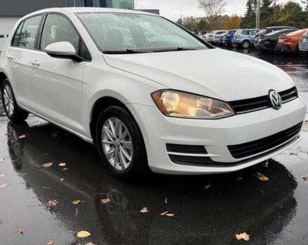 Белый Фольксваген Гольф, объемом двигателя 1.8 л и пробегом 76 тыс. км за 2500 $, фото 1 на Automoto.ua