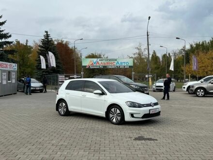 Белый Фольксваген Гольф, объемом двигателя 0 л и пробегом 150 тыс. км за 9400 $, фото 1 на Automoto.ua