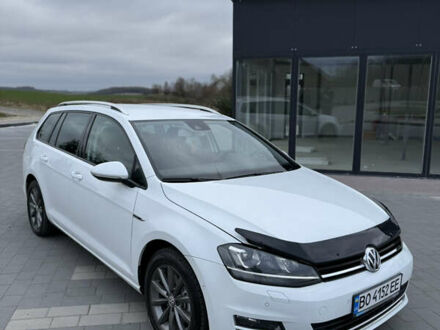 Білий Фольксваген Гольф, об'ємом двигуна 1.6 л та пробігом 243 тис. км за 10700 $, фото 1 на Automoto.ua