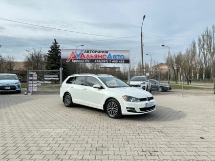 Белый Фольксваген Гольф, объемом двигателя 2 л и пробегом 210 тыс. км за 13500 $, фото 1 на Automoto.ua