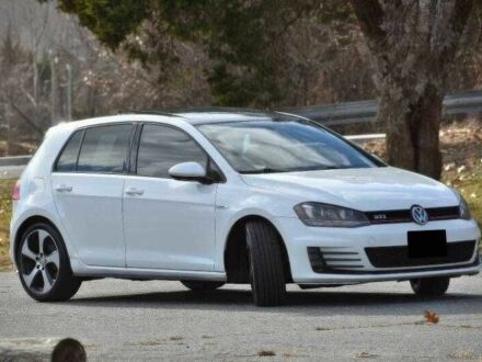 Белый Фольксваген Гольф, объемом двигателя 2 л и пробегом 88 тыс. км за 3200 $, фото 1 на Automoto.ua