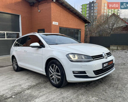 Белый Фольксваген Гольф, объемом двигателя 1.97 л и пробегом 290 тыс. км за 12500 $, фото 1 на Automoto.ua