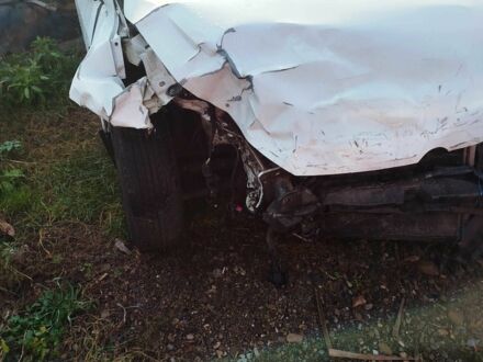 Белый Фольксваген Гольф, объемом двигателя 1.6 л и пробегом 280 тыс. км за 5500 $, фото 1 на Automoto.ua