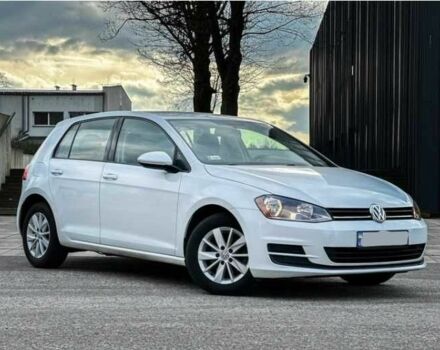 Белый Фольксваген Гольф, объемом двигателя 1.8 л и пробегом 128 тыс. км за 7600 $, фото 1 на Automoto.ua