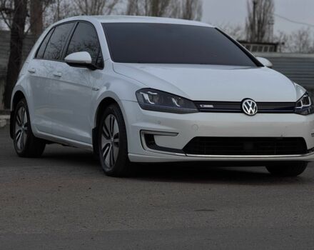 Білий Фольксваген Гольф, об'ємом двигуна 0 л та пробігом 95 тис. км за 8900 $, фото 1 на Automoto.ua