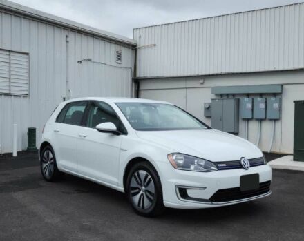 Білий Фольксваген Гольф, об'ємом двигуна 0 л та пробігом 74 тис. км за 5500 $, фото 1 на Automoto.ua