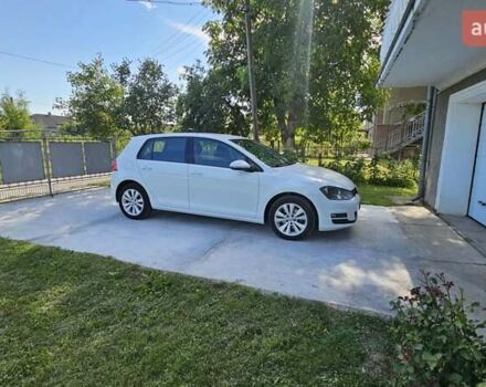 Белый Фольксваген Гольф, объемом двигателя 1.6 л и пробегом 197 тыс. км за 13800 $, фото 1 на Automoto.ua