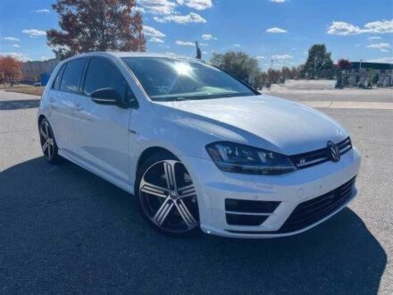 Белый Фольксваген Гольф, объемом двигателя 2 л и пробегом 110 тыс. км за 11200 $, фото 1 на Automoto.ua