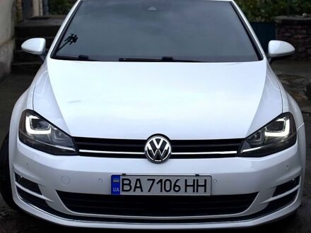 Белый Фольксваген Гольф, объемом двигателя 1.8 л и пробегом 173 тыс. км за 13500 $, фото 1 на Automoto.ua