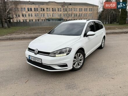 Белый Фольксваген Гольф, объемом двигателя 1.97 л и пробегом 255 тыс. км за 12500 $, фото 1 на Automoto.ua