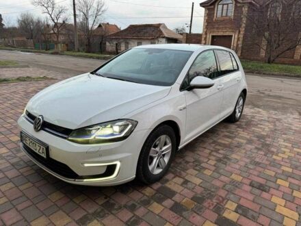Фольксваген Гольф 2017 в Кривом Роге на Automoto.ua Белый Фольксваген Гольф, объемом двигателя 0 л и пробегом 139 тыс. км за 14500 $, фото 1 на Automoto.ua