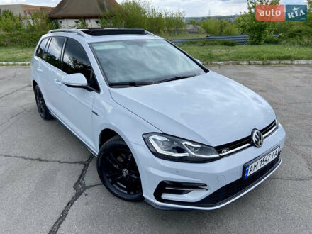 Фольксваген Гольф 2017 у Умани на Automoto.ua Білий Фольксваген Гольф, об'ємом двигуна 1.6 л та пробігом 233 тис. км за 13650 $, фото 1 на Automoto.ua
