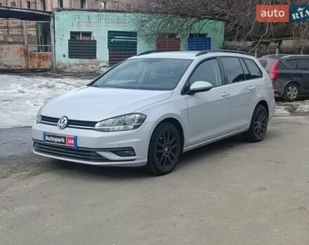 Білий Фольксваген Гольф, об'ємом двигуна 1.6 л та пробігом 264 тис. км за 12490 $, фото 1 на Automoto.ua