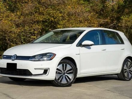 Белый Фольксваген Гольф, объемом двигателя 0 л и пробегом 66 тыс. км за 5500 $, фото 1 на Automoto.ua