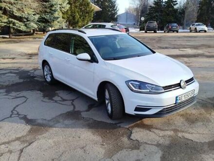 Фольксваген Гольф 2017 у Дніпро (Дніпропетровську) на Automoto.ua Білий Фольксваген Гольф, об'ємом двигуна 1.6 л та пробігом 248 тис. км за 11999 $, фото 1 на Automoto.ua